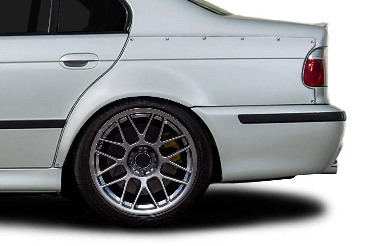 Duraflex Maxxen Rear Fender Compatible With 1997-2003 BMW 5 Series E39