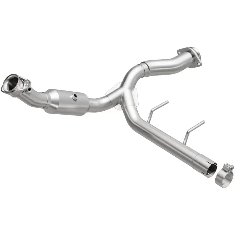 MagnaFlow OEM Grade Direct-Fit Catalytic Converter 21-470 for 2015-2020 Ford F-150
