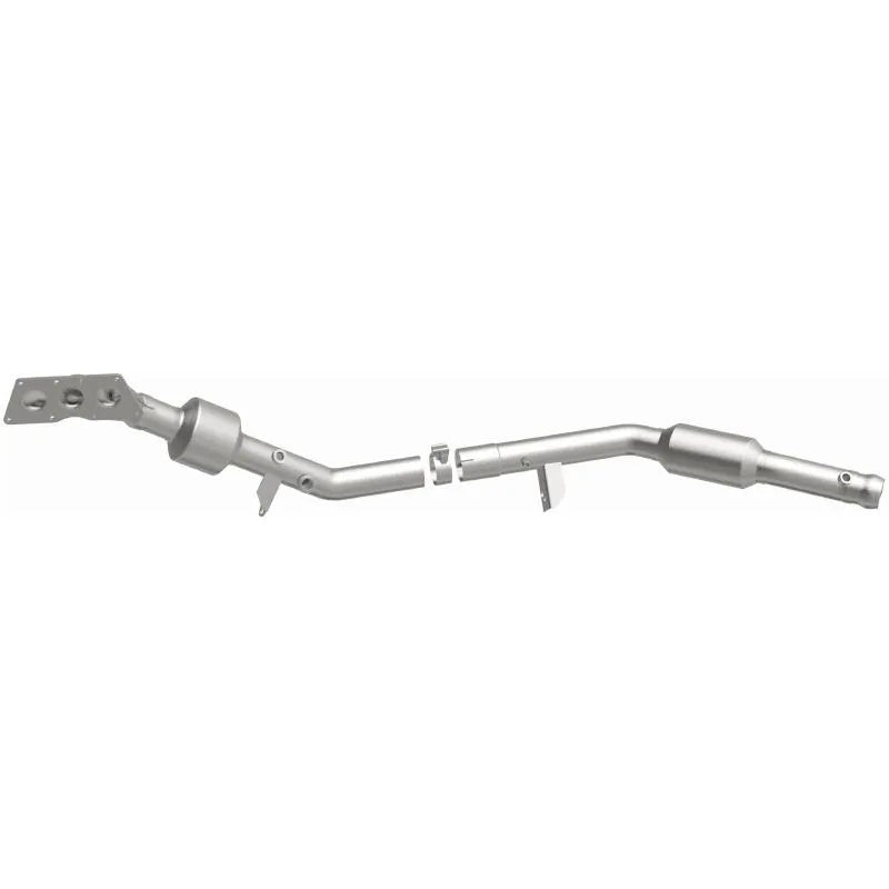 MagnaFlow OEM Grade Federal/EPA Compliant Catalytic Converter 22-069 for Mercedes-Benz ML350, GLE350 2012-2018