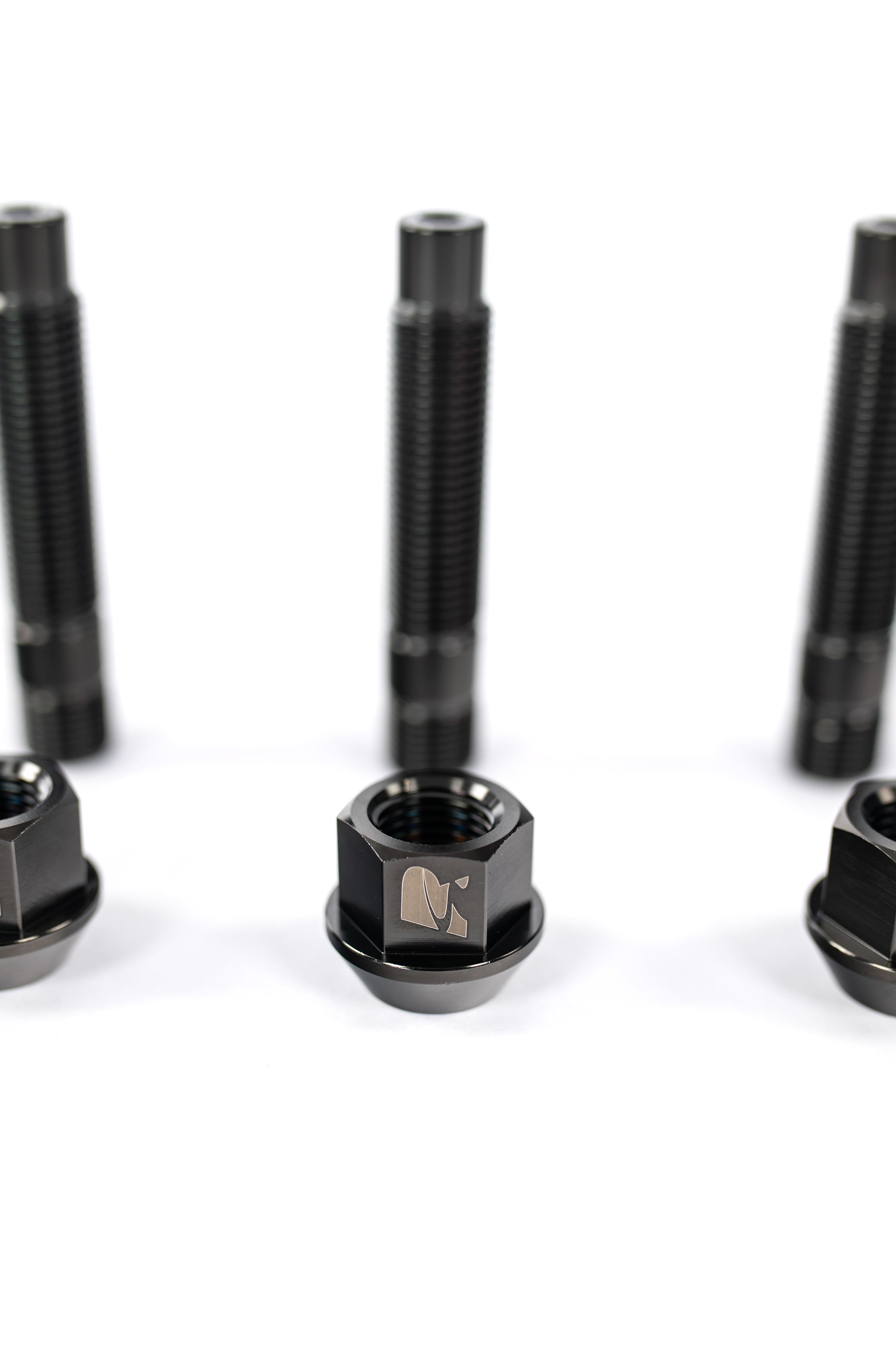 RENNELEMENT Titanium 75mm Stud Kit