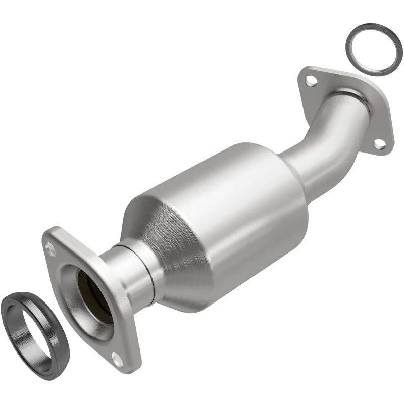 MagnaFlow OEM Grade Direct-Fit Catalytic Converter for Toyota Sienna 3.5L 2017-2020