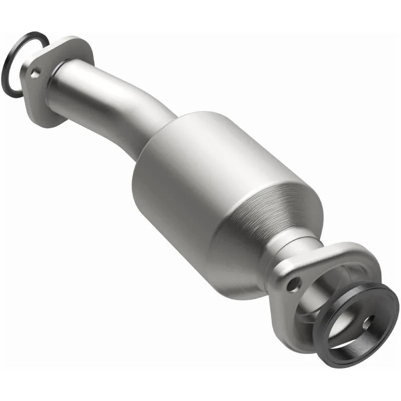 MagnaFlow OEM Grade Direct-Fit Catalytic Converter for Toyota Sienna 3.5L 2017-2020