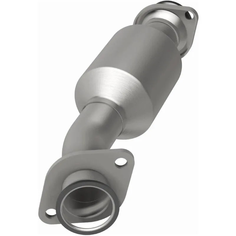 MagnaFlow OEM Grade Direct-Fit Catalytic Converter for Toyota Sienna 3.5L 2017-2020