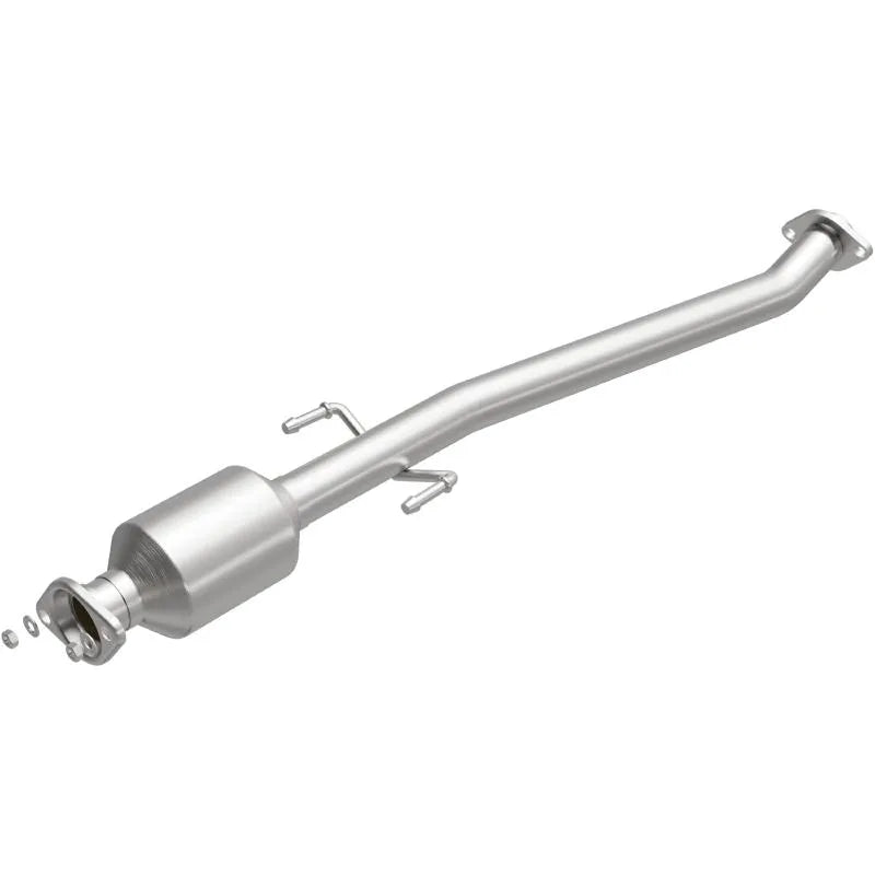 MagnaFlow OEM Grade Direct-Fit Catalytic Converter for 2020 Toyota Highlander 3.5L