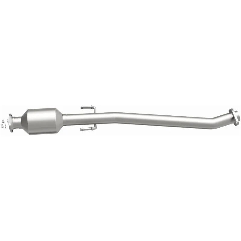 MagnaFlow OEM Grade Direct-Fit Catalytic Converter for 2020 Toyota Highlander 3.5L