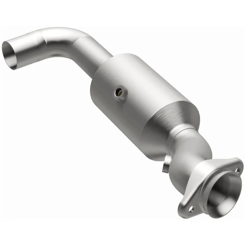 MagnaFlow OEM Grade Direct-Fit Catalytic Converter for Ford Expedition 3.5L 2018-2021, Lincoln Navigator 2018-2023