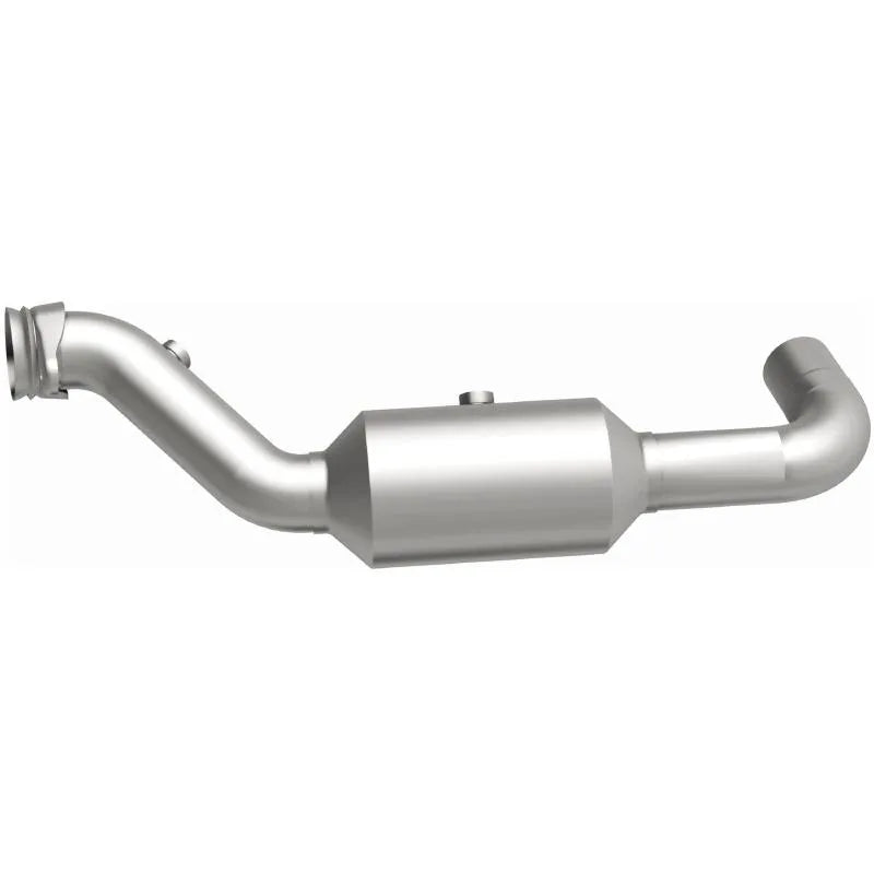 MagnaFlow OEM Grade Direct-Fit Catalytic Converter for Ford Expedition 3.5L 2018-2021, Lincoln Navigator 2018-2023