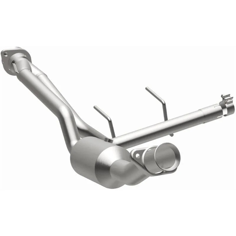 MagnaFlow OEM Grade Direct-Fit Catalytic Converter for Ford F-150 3.3L 2015-2020