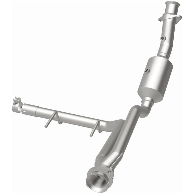 MagnaFlow OEM Grade Direct-Fit Catalytic Converter for Ford F-150 3.3L 2015-2020
