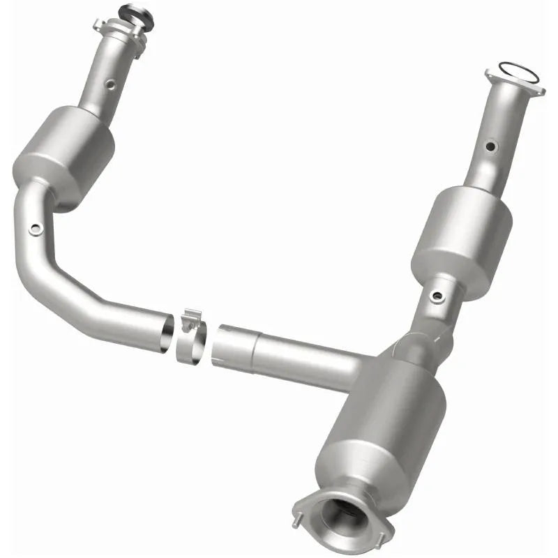 MagnaFlow OEM Grade Direct-Fit Catalytic Converter 280429 for 2021-2023 Chevrolet/GMC 4.3/6.6L