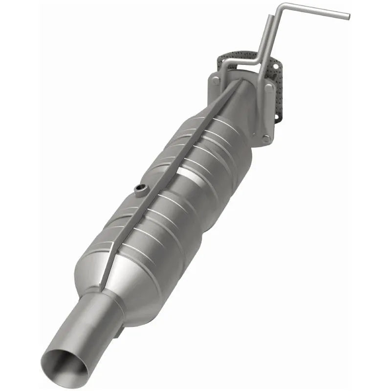 MagnaFlow OEM Grade Direct-Fit Catalytic Converter 280435 for Ford F-53/F-59 2009-2019