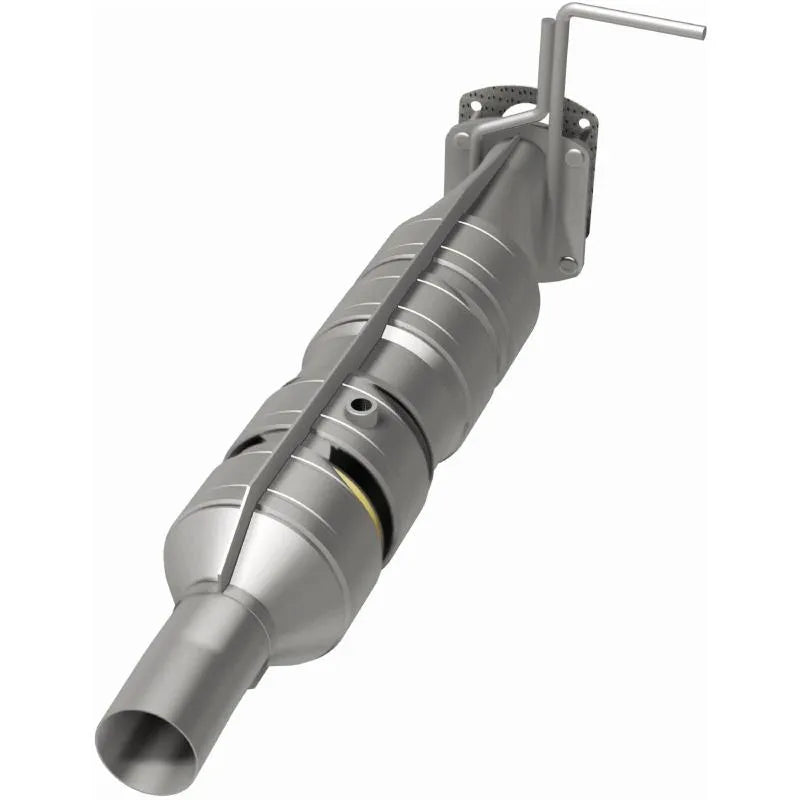 MagnaFlow OEM Grade Direct-Fit Catalytic Converter 280436 for Ford F-53/F-59 2009-2017