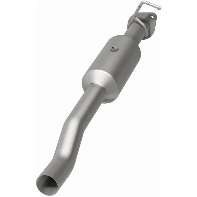 MagnaFlow OEM Grade Direct-Fit Catalytic Converter for Ford F-650/F-750/F-53/F-59 6.8L 2016-2022