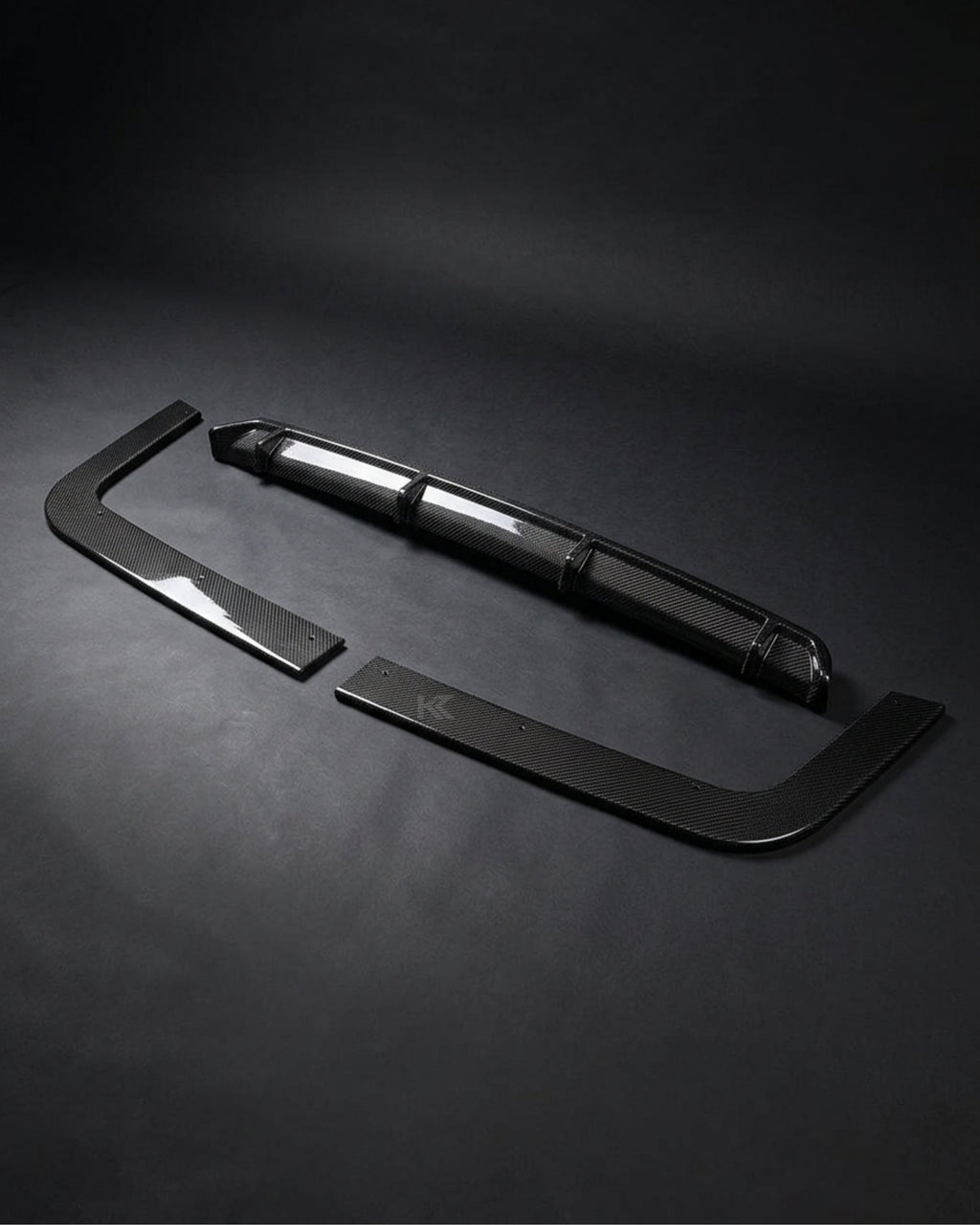 2015–2020 Volkswagen Transporter / Caravelle T6 Rear Bumper Lip Extension – Carbon Fiber