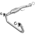 MagnaFlow Direct-Fit Catalytic Converter 4451410 for Chevrolet Astro & GMC Safari 1996-1999