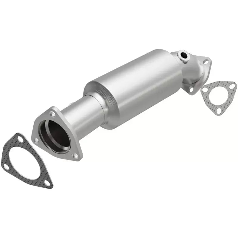 MagnaFlow Direct-Fit Catalytic Converter 4561062 for Audi A4/Quattro & VW Passat 2001-2006, Stainless Steel