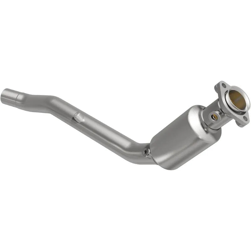 MagnaFlow California Grade CARB Compliant Direct-Fit Catalytic Converter 2005-2006 Land Rover LR3/RR Sport