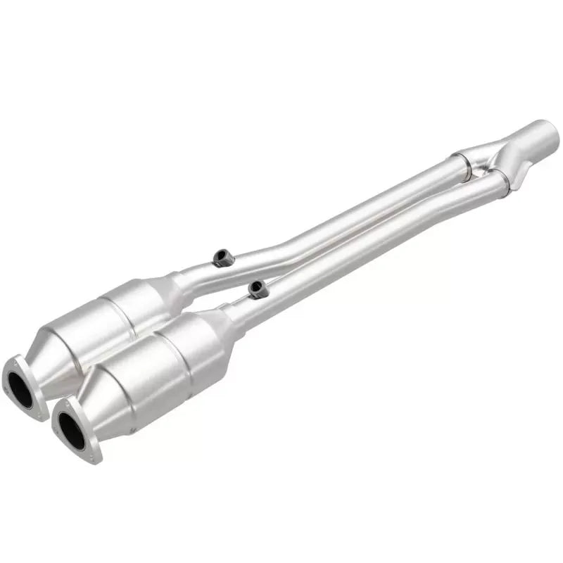 MagnaFlow OEM Grade Direct-Fit Catalytic Converter 49013 for 2004 Audi TT Quattro & VW R32