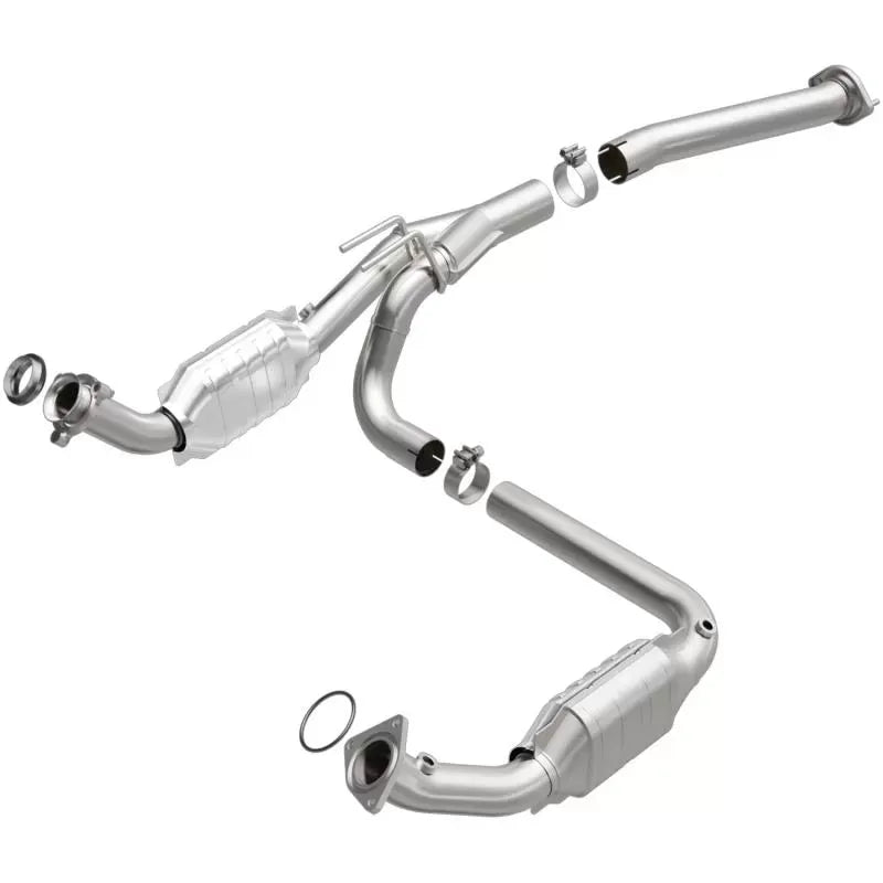 MagnaFlow OEM Grade Direct-Fit Catalytic Converter 51092 for Chevrolet Express, GMC Savana 2003-2008