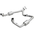 MagnaFlow OEM Grade Direct-Fit Catalytic Converter 51378 for Ford E-Series 2000-2003