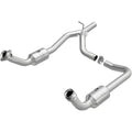 MagnaFlow OEM Grade Direct-Fit Catalytic Converter 52153 for Ford E-150/E-250 2009-2014