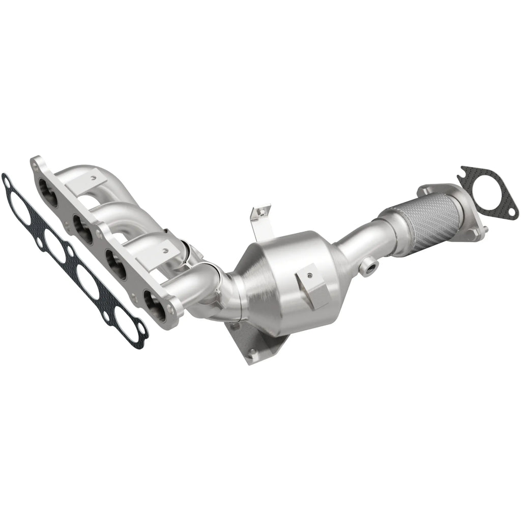 MagnaFlow Manifold Catalytic Converter for 2011-2015 Ford Fiesta, California CARB Compliant