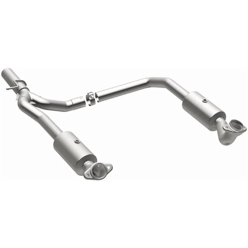 MagnaFlow California Grade CARB Compliant Direct-Fit Catalytic Converter 5551599 for Ford E-350 2009-2019