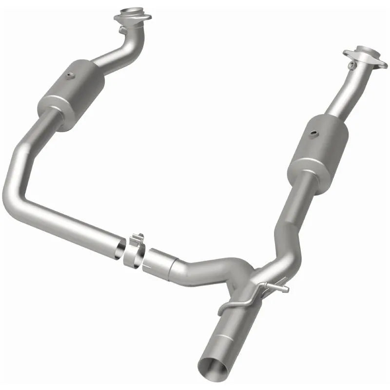 MagnaFlow California Grade CARB Compliant Direct-Fit Catalytic Converter 5551599 for Ford E-350 2009-2019