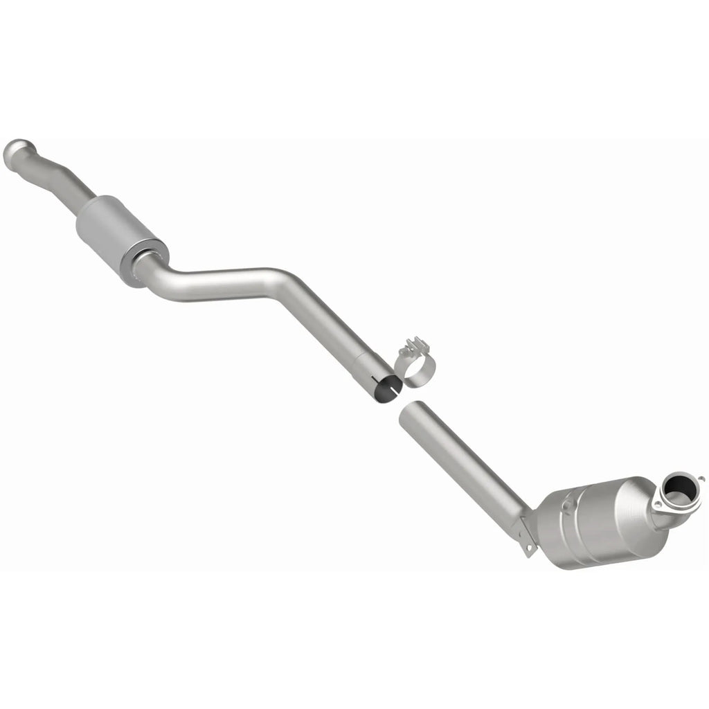 MagnaFlow Direct-Fit Catalytic Converter 5561916 for Mercedes-Benz C300/C350/E350 (2008-2011)
