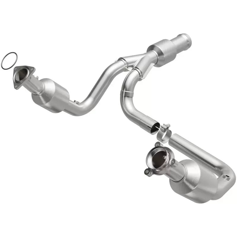MagnaFlow Direct-Fit Catalytic Converter 5582617 for 2015-2016 Cadillac Escalade, GMC Yukon XL