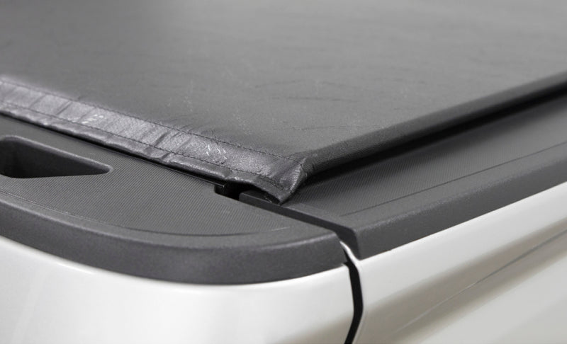 Access Vanish 07-13 Chevy/GMC Full Size 5ft 8in Bed Roll-Up Cover 92309