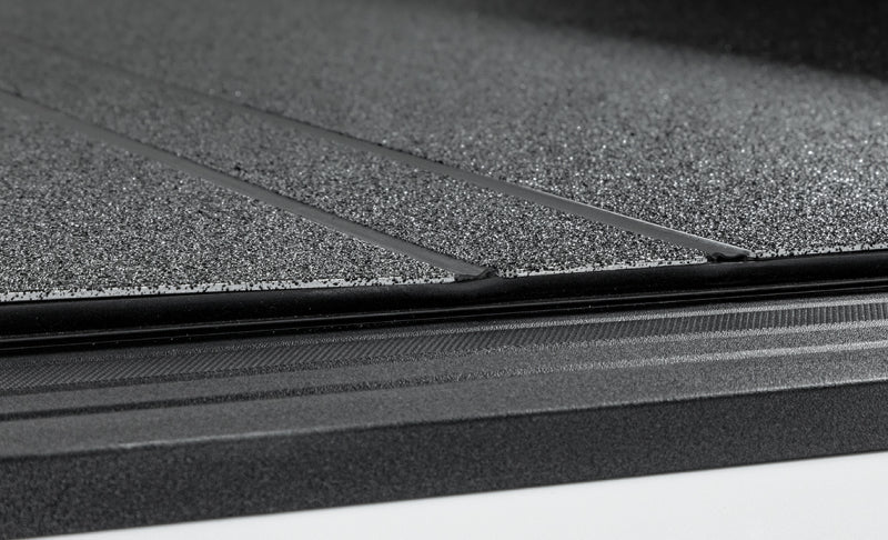 Access LOMAX Stance Hard Cover 17+ Nissan Titan 5ft 6in Box (w/ or w/o utili-track) Black Urethane G3030019
