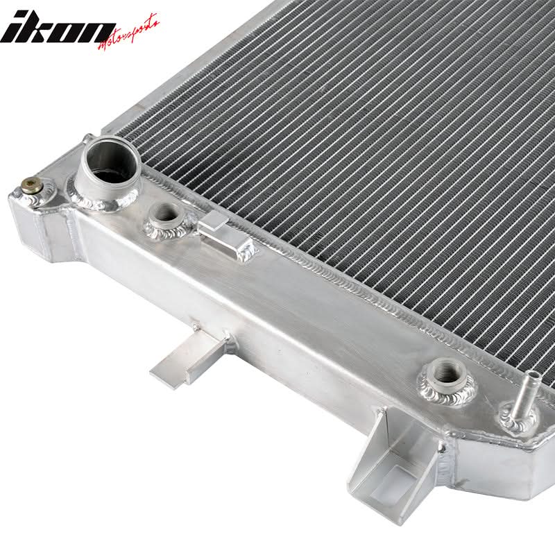Fits 01-05 Chevy Silverado GMC Sierra 2500 3500 6.6L Cooling Radiator