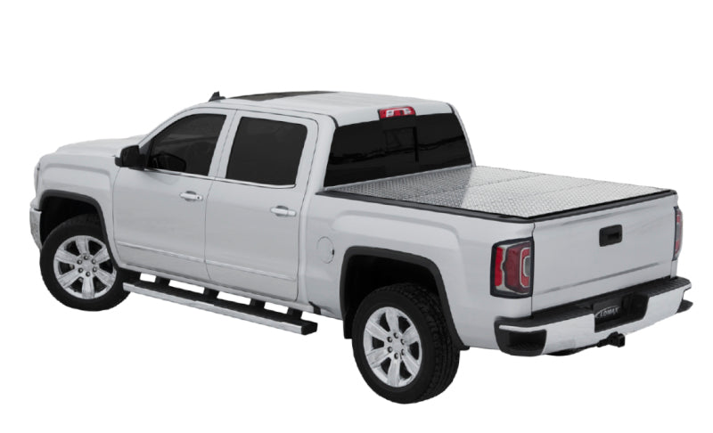 Access LOMAX Professional Series Tri-Fold Cover 15-19 Chevy Colorado 6ft Bed B0020049