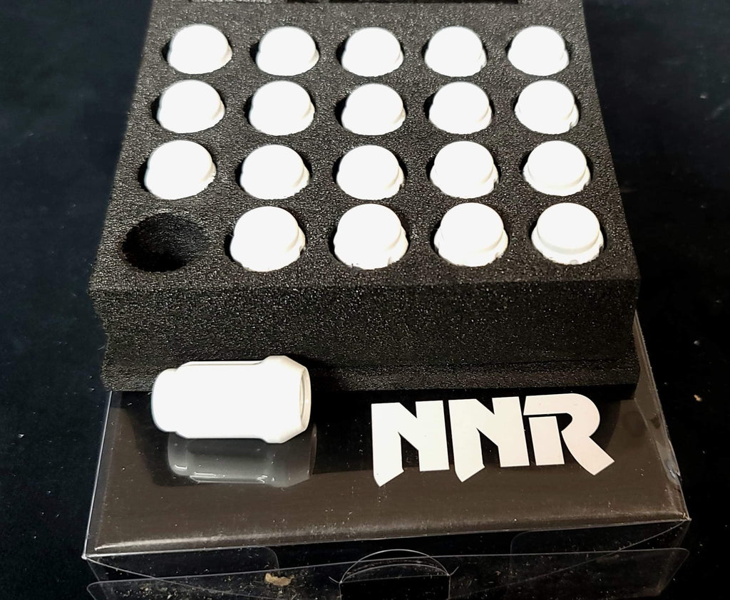 NNR Type M Steel Wheel Lug Nuts & Locks Close Ended 41mm 20pcs